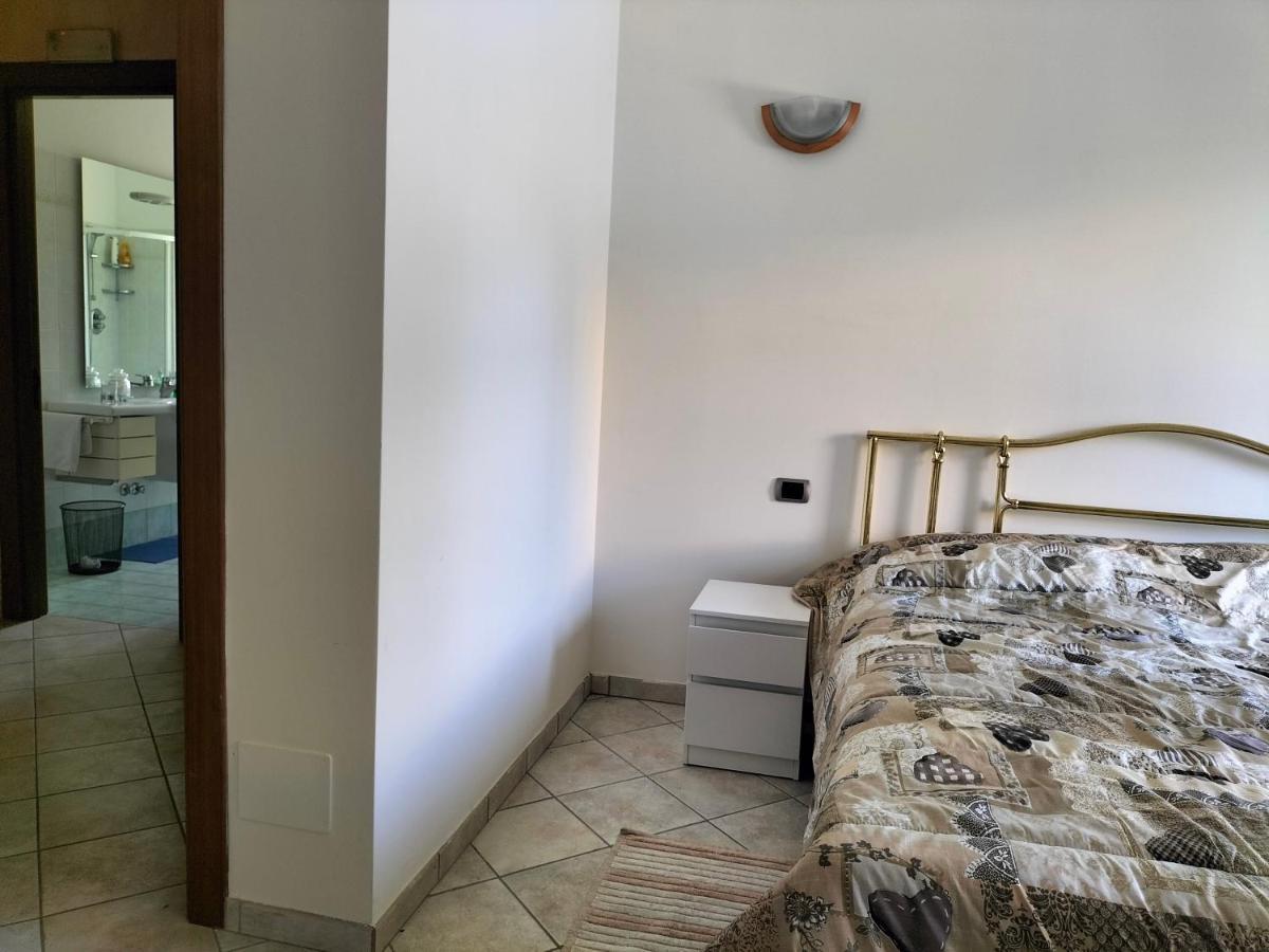 B&B Verena, Casa Ferrari コロンネッラ エクステリア 写真